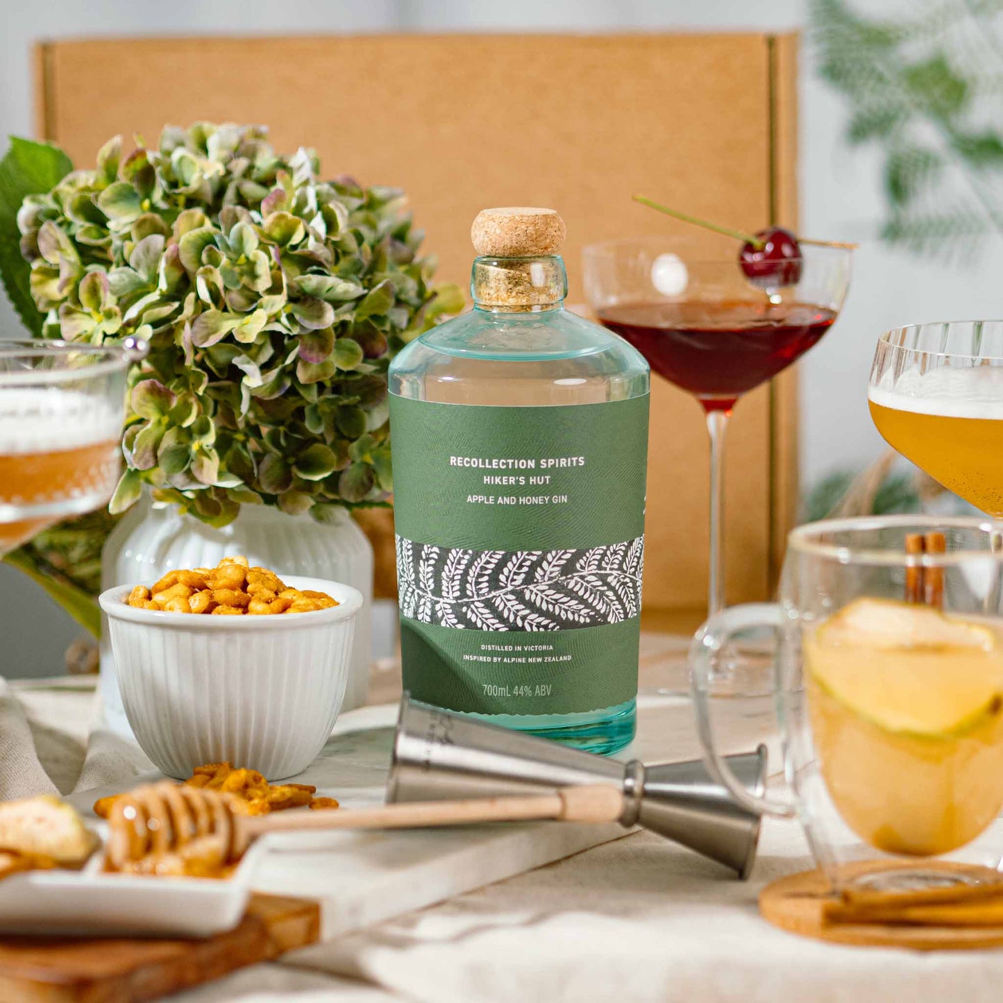 Recollection Spirits Hiker's Hut Apple & Honey Gin (700ml)