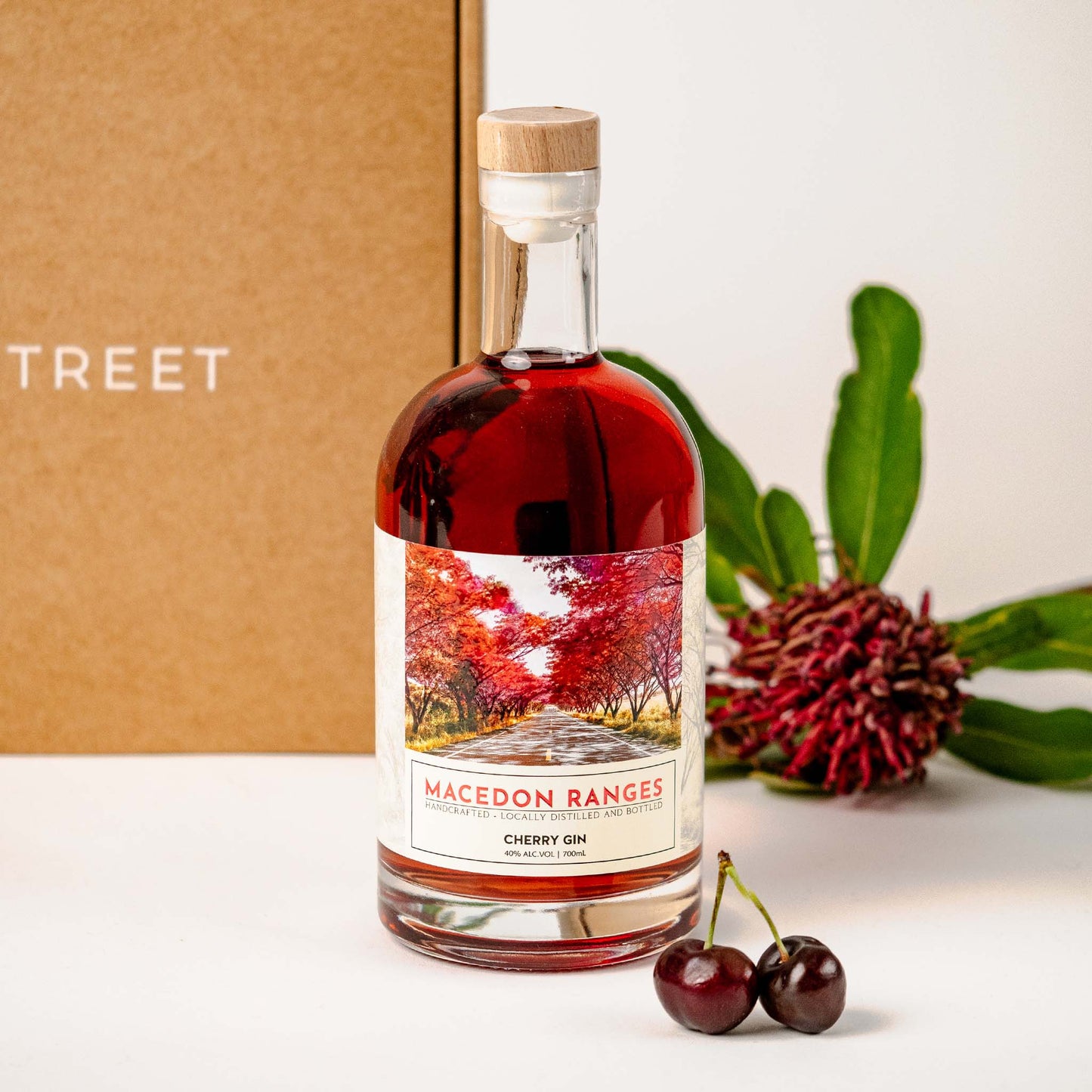 Cloud Distillery Cherry Gin Gift Box + Stemless Glasses