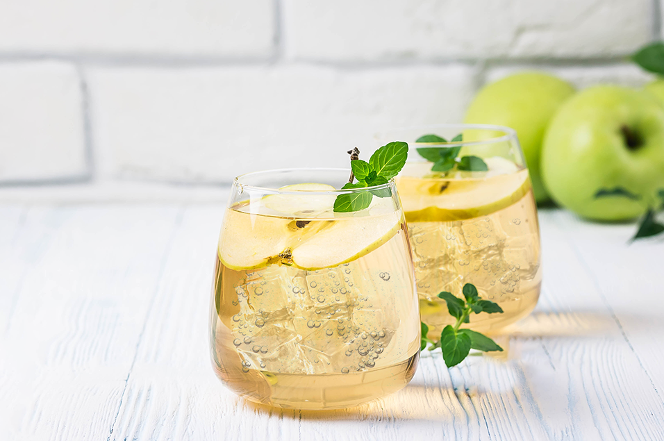 Cocktail Hour: Apple Tom Collins