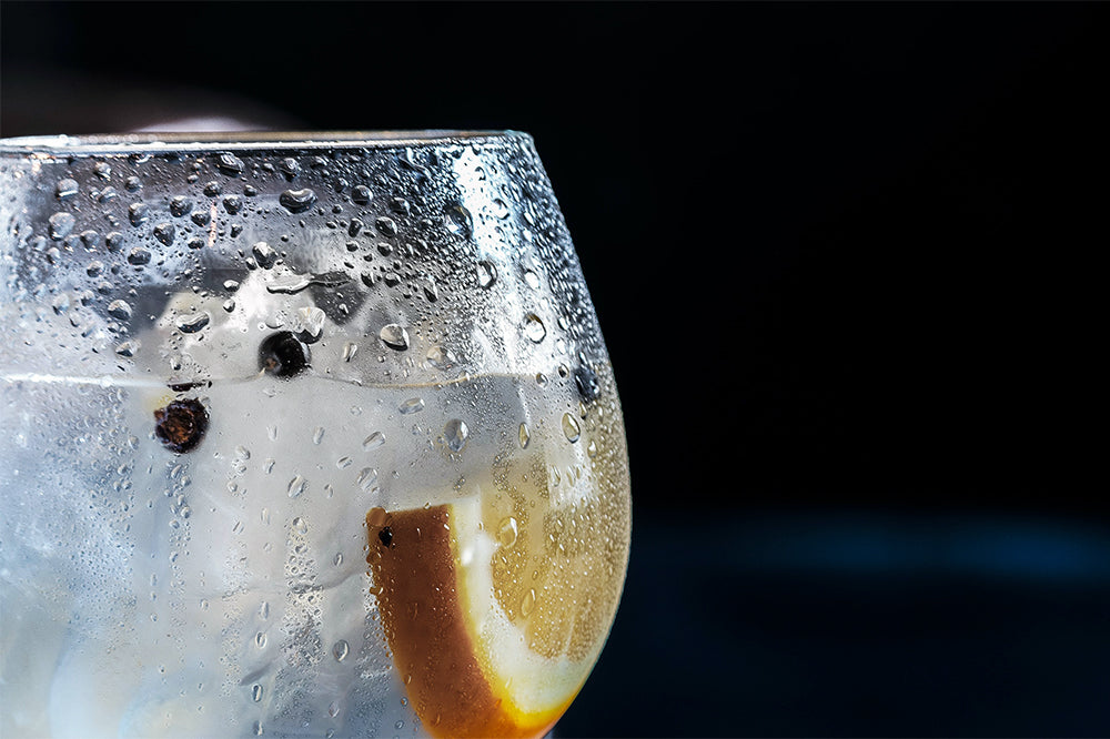 How much gin should go in a Gin & Tonic